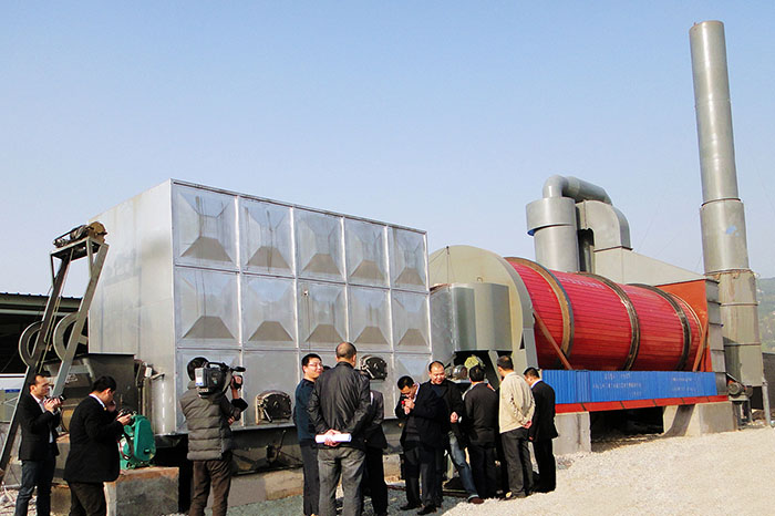 節(jié)能、環(huán)保的印染污泥烘干機(jī)逐漸成為生產(chǎn)企業(yè)發(fā)展的一大亮點