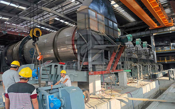 污泥干燥設(shè)備現(xiàn)場(chǎng)