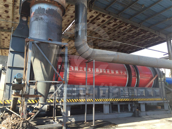 市政污泥干燥機(jī)運行現(xiàn)場